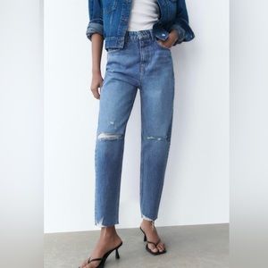 ZARA RIPPED HIGH RISE MOM JEANS